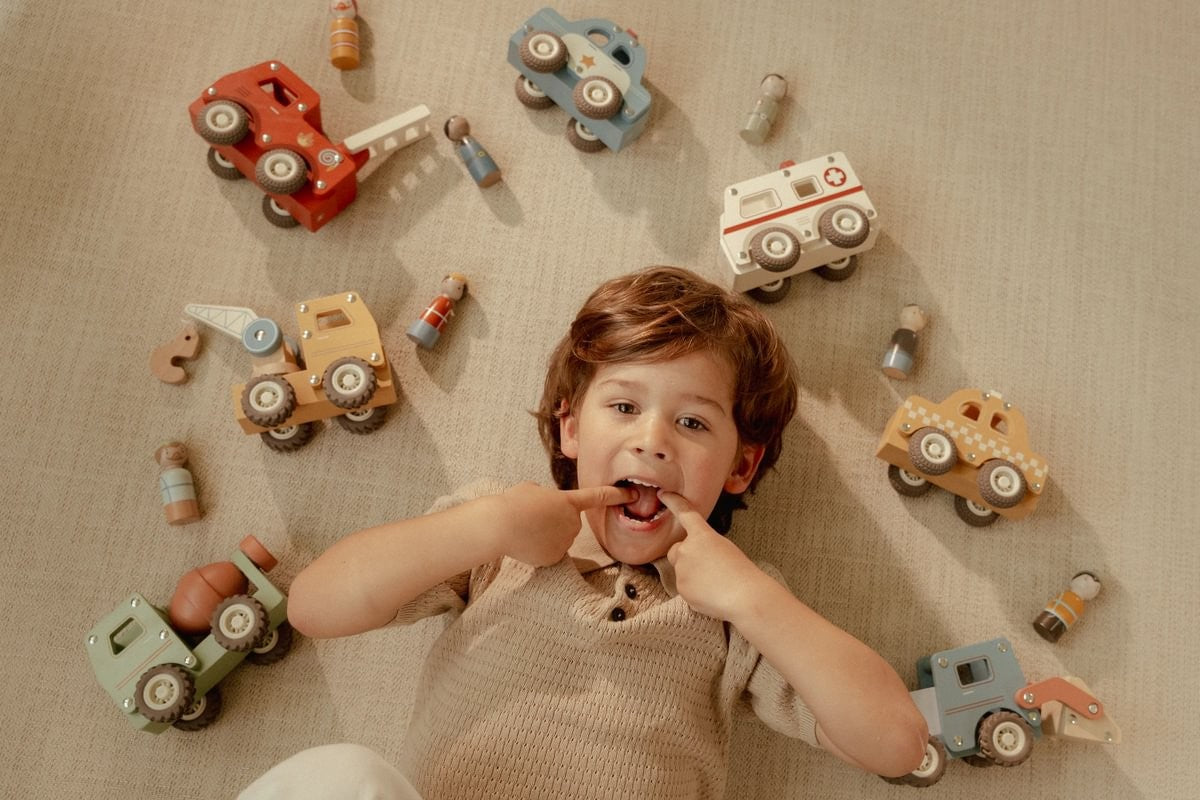 Coche de Policía FSC Little Dutch