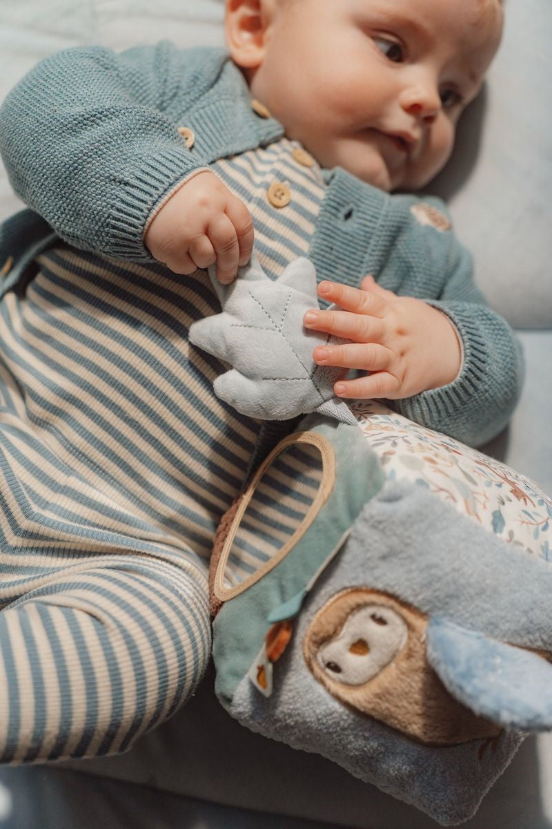 Cubo blandito de actividades Forest Friends de Little Dutch