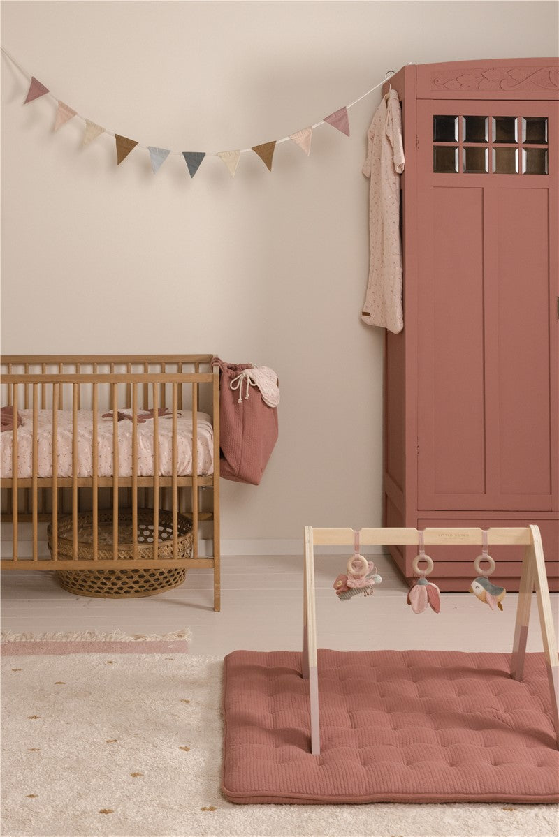 Gimnasio de madera rosa flores y mariposas Little Dutch