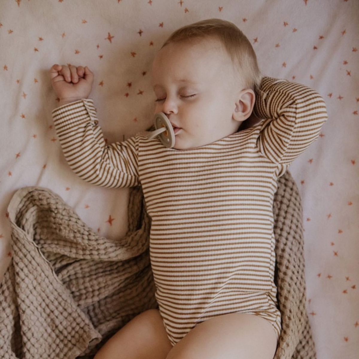 Chupete Modern Warm de PPT