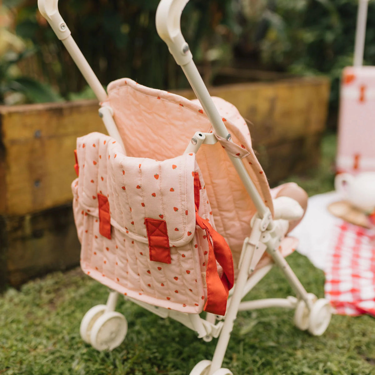 Conjunto bolso cambiador Strawberry Olli Ella