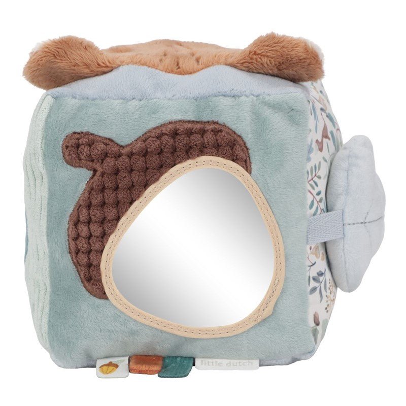 Cubo blandito de actividades Forest Friends de Little Dutch