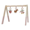 Gimnasio de madera rosa Fairy Garden Little Dutch