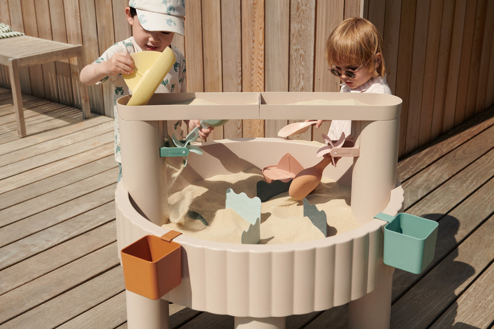 Mesa de actividades exterior Sepp Sandy Liewood