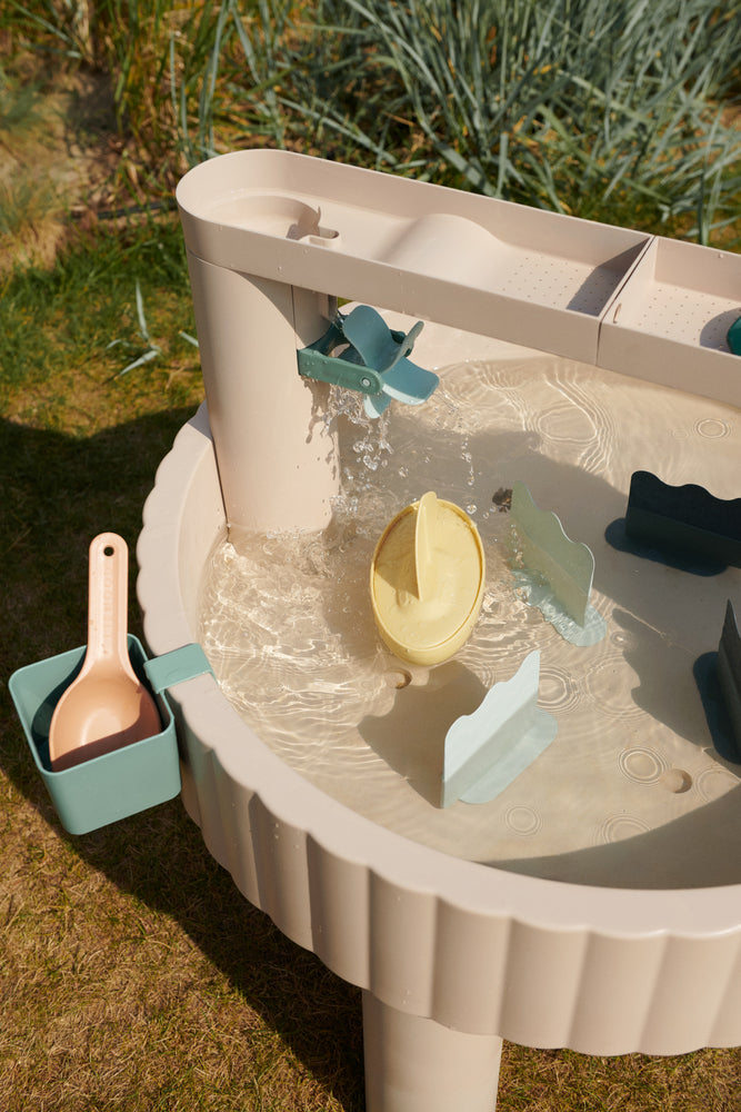 Mesa de actividades exterior Sepp Sandy Liewood