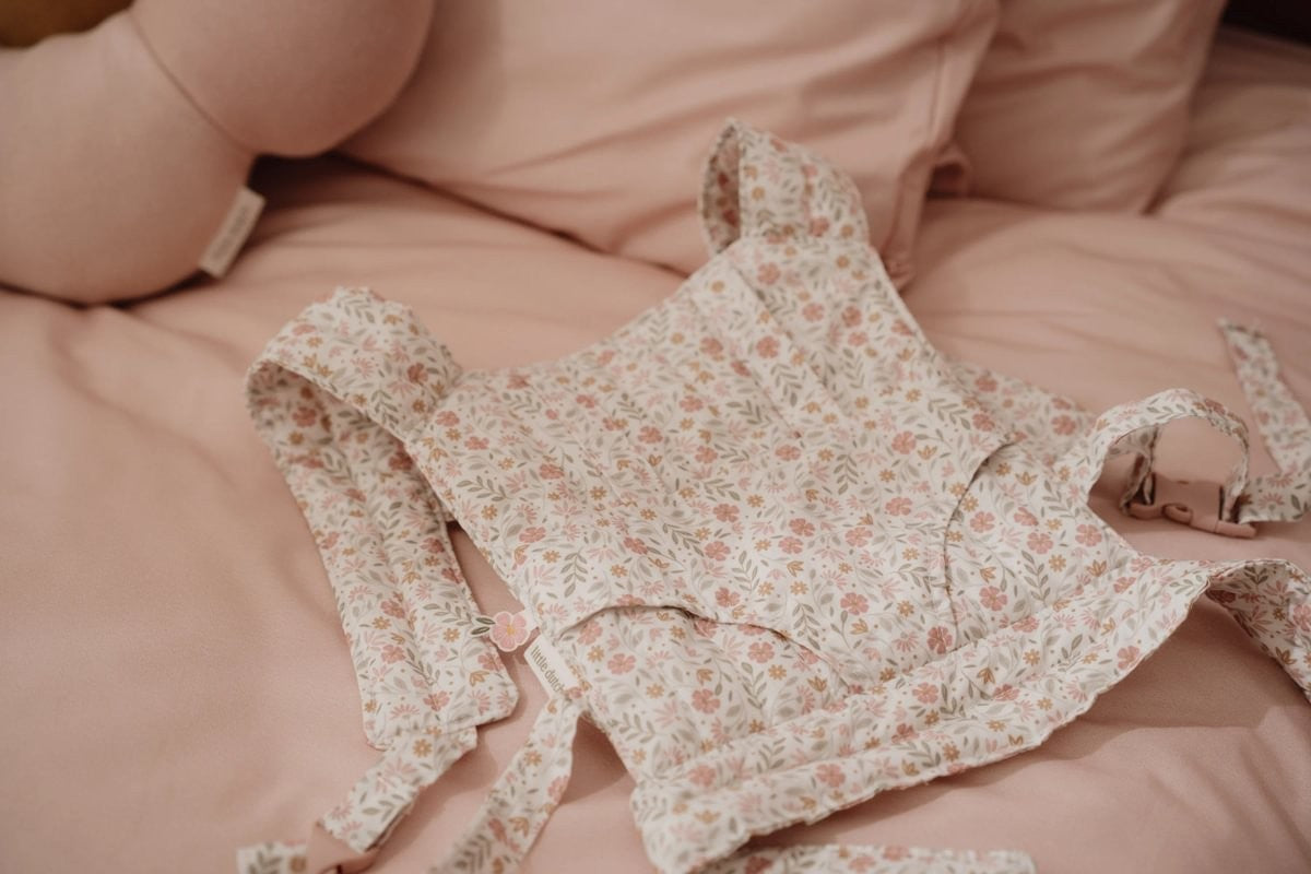 Mochila de porteo muñecas Little Dutch