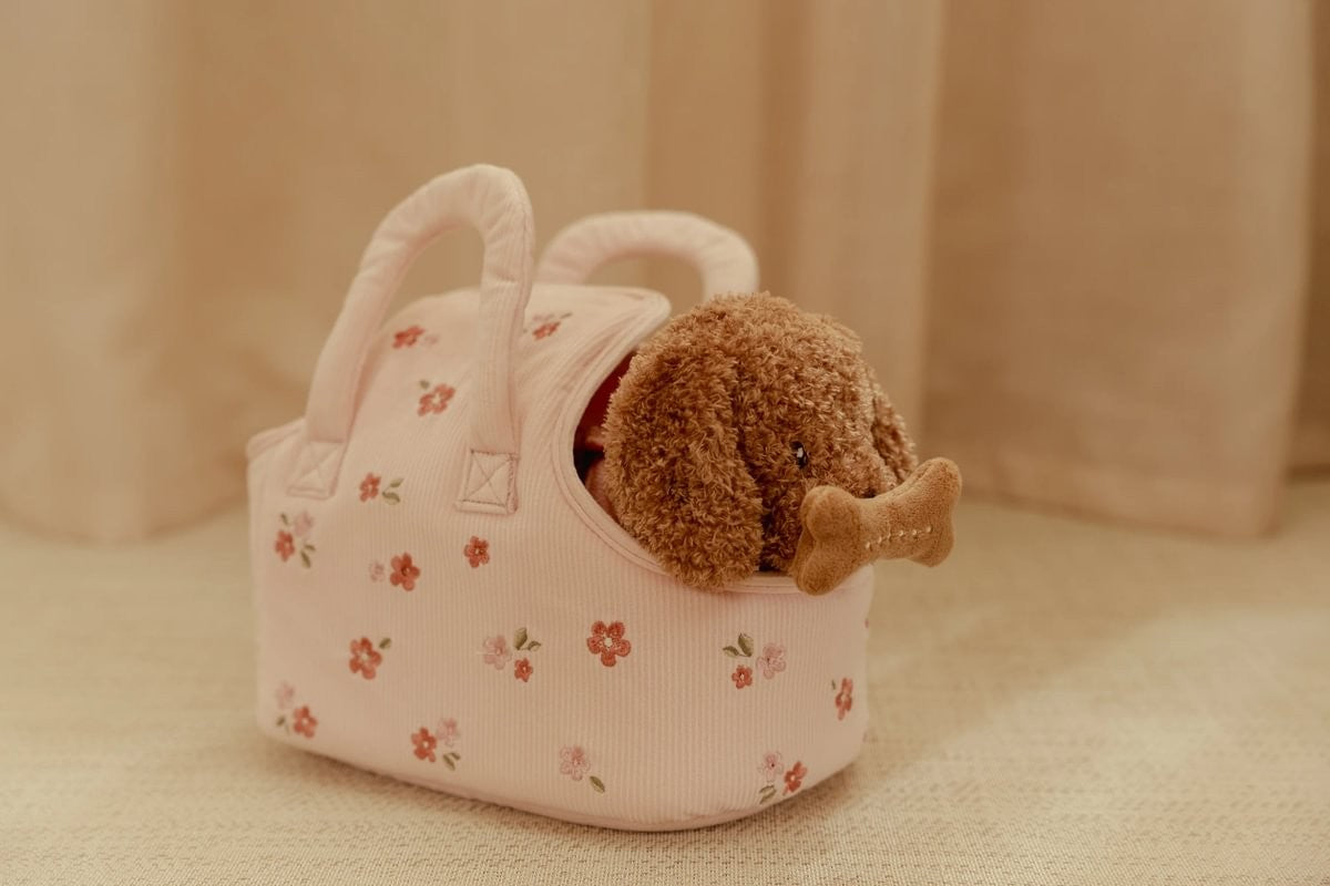 Perrito de peluche Jackie con bolsa Little Dutch
