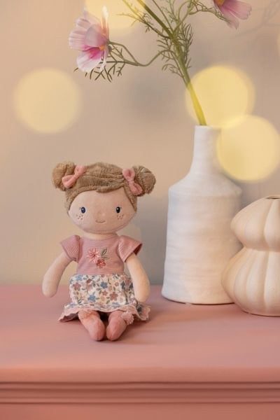 Rosa Muñeca blandita Mediana Little Dutch