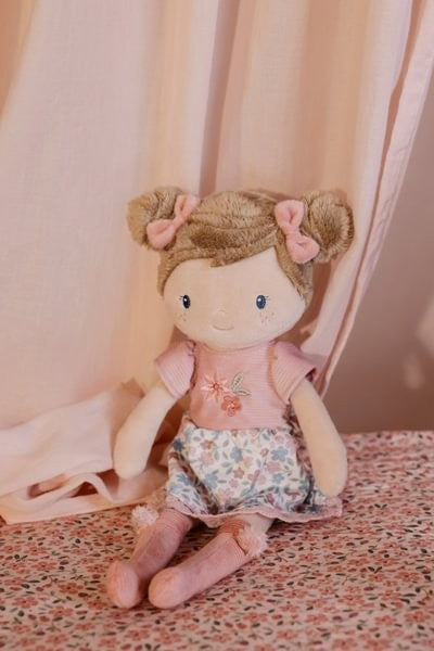 Rosa Muñeca blandita Mediana Little Dutch
