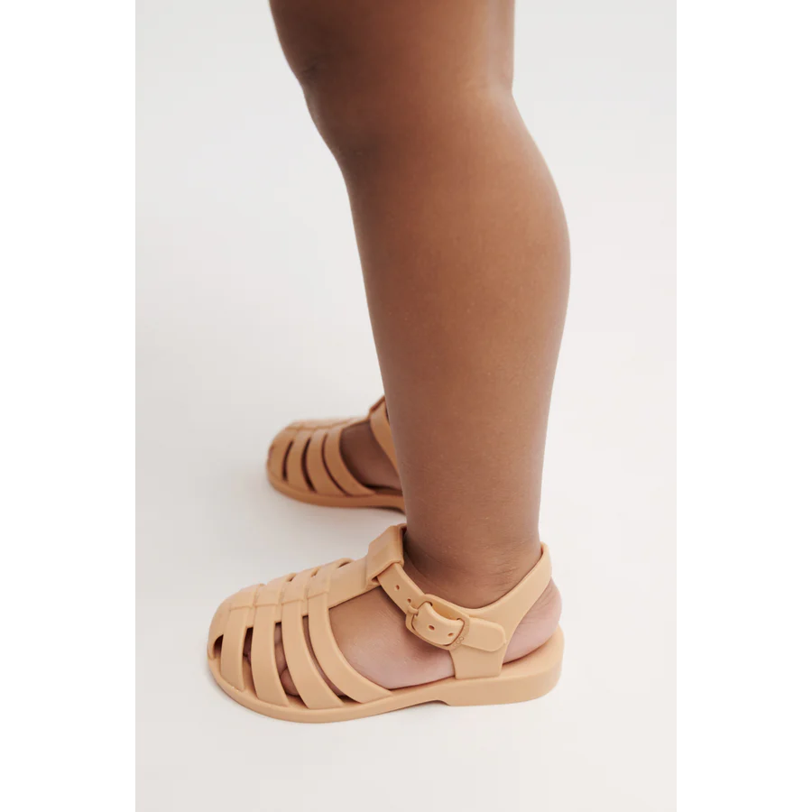 Sandalias Cangrejeras infantil Bre light Apricot de Liewood