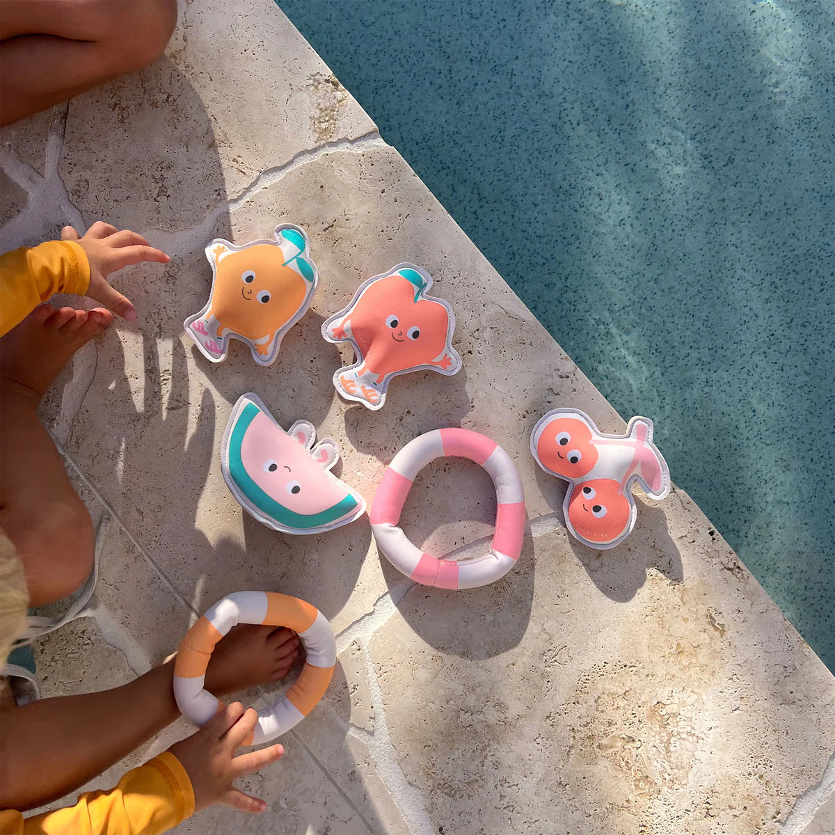 Set de buceo infantil Poppy the Peach Sunnylife