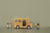 Bus Escolar y muñecos FSC de Little Dutch