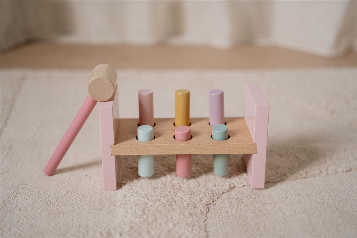 Banco de golpeo de madera Fairy Garden de Little Dutch