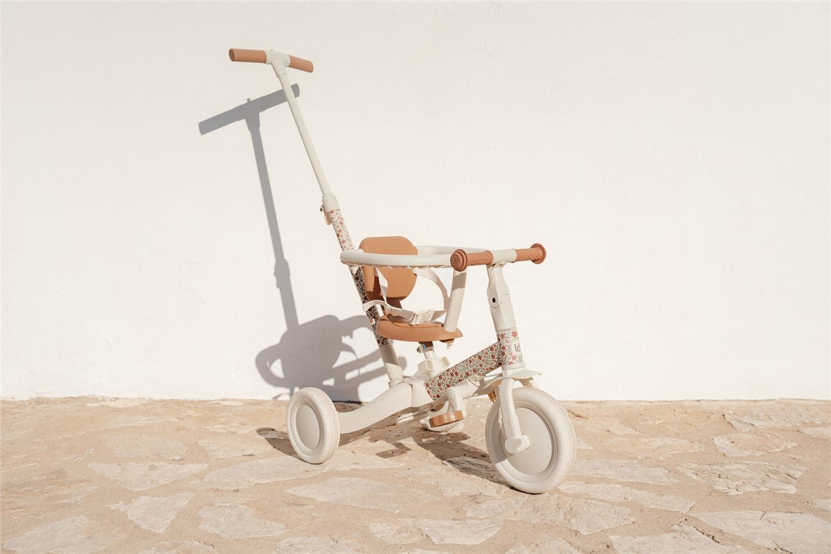 Triciclo infantil 4 en 1 con barra blanco flores Little dutch