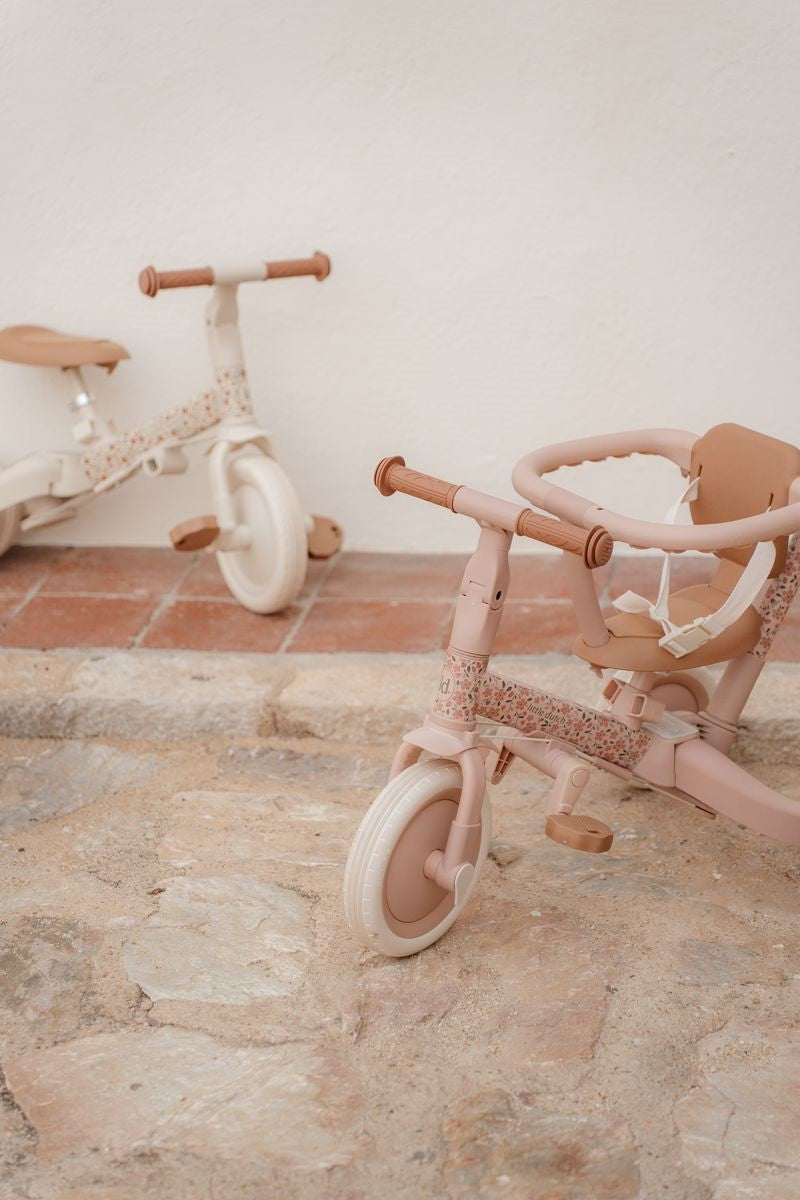 Triciclo infantil 4 en 1 con barra rosa flores Little dutch