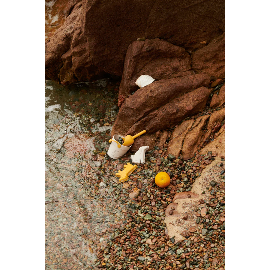 Mini set de playa Dog de Liewood