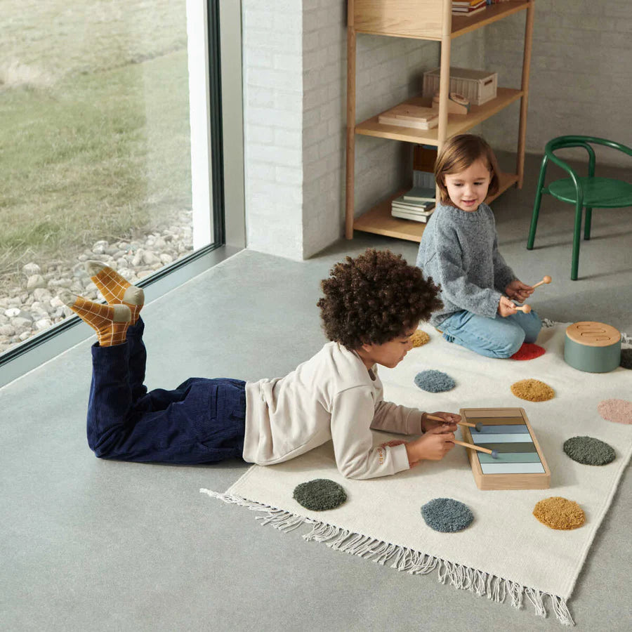 Alfombra mega dots Bent de Liewood