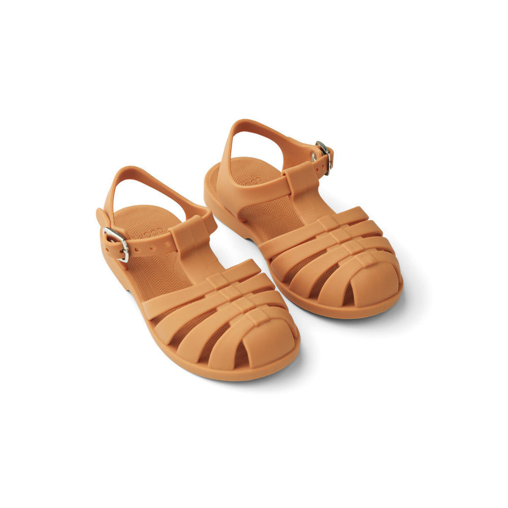 Sandalias Cangrejeras infantil Bre Almond de Liewood