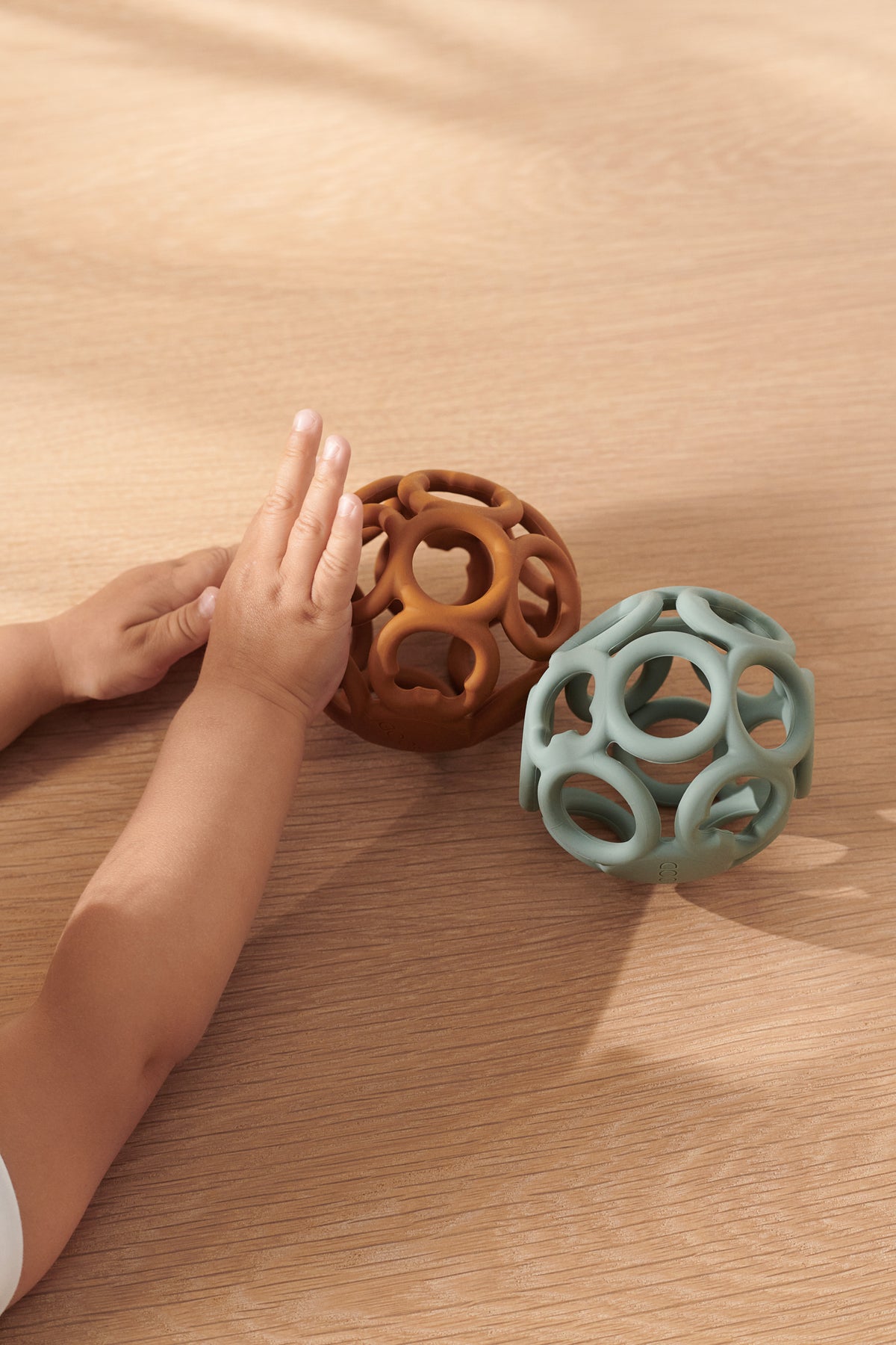 Set de 2 pelotas Pikler Jasmin / Menta y Mostaza Liewood