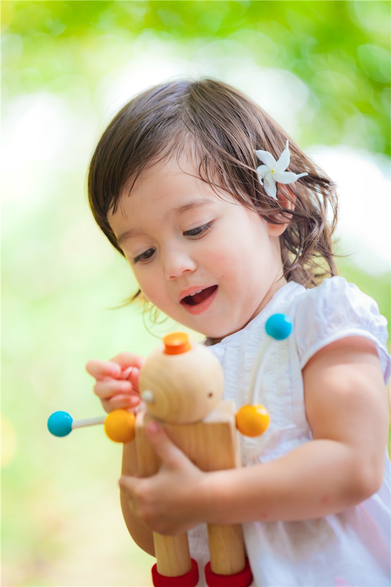 Construye a tu Robot de madera emociones - Plantoys