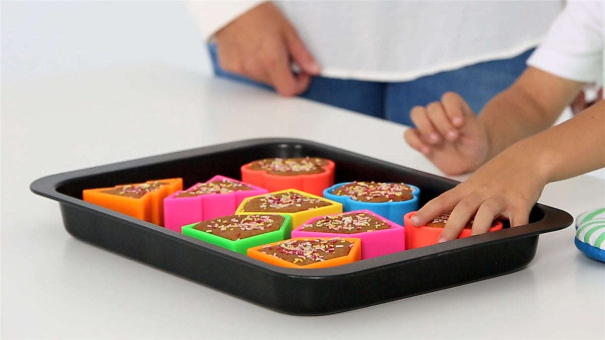 Kit Dena 6 Kids + 6 Houses + 6 Trees colores neón