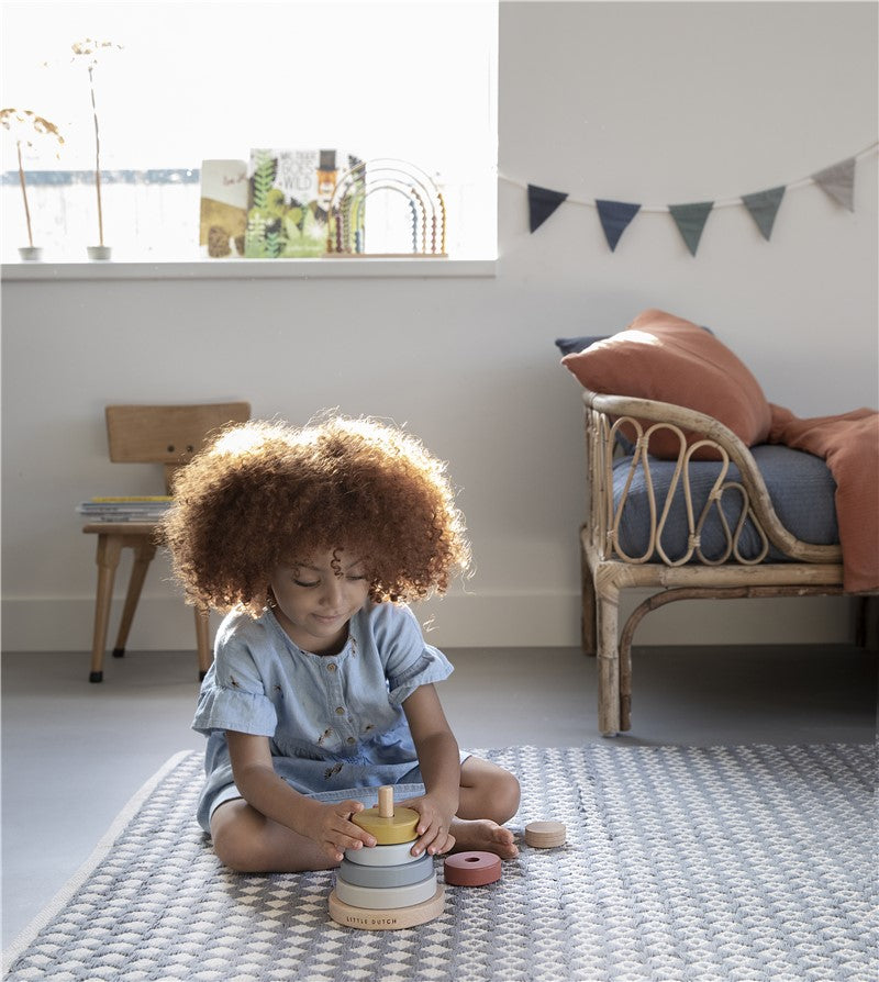 Torre Anillo Pirámide apilable Pure & Nature Little Dutch