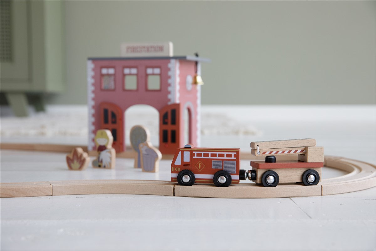Estación de bomberos sistema de trenes de madera de Little Dutch