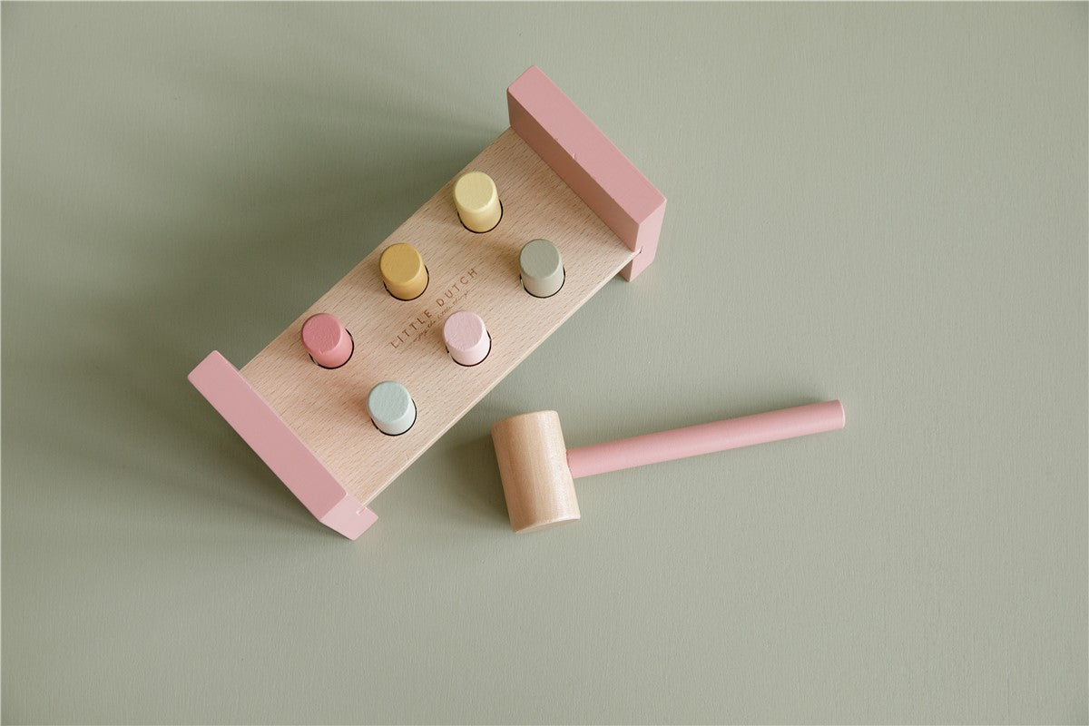 Banco de golpeo de madera Flores rosas de Little Dutch