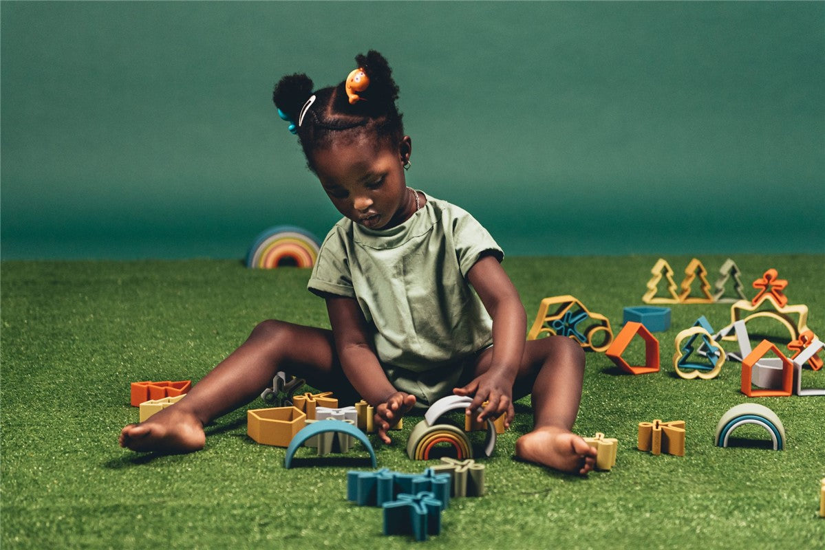 Kit Dena 6 Kids + 6 Houses + 6 Trees colores Nature