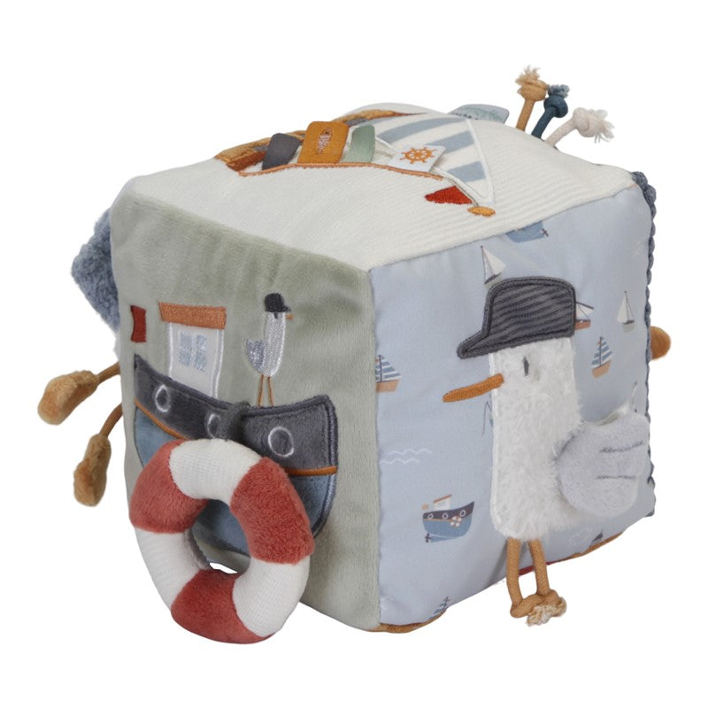 Cubo blandito de actividades Sailors bay de Little Dutch
