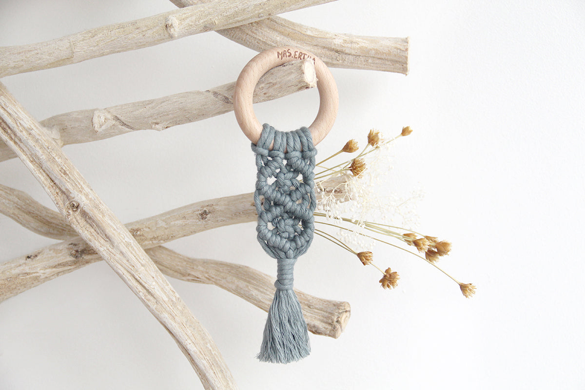 Mordedor Sia macramé azul MrsErtha