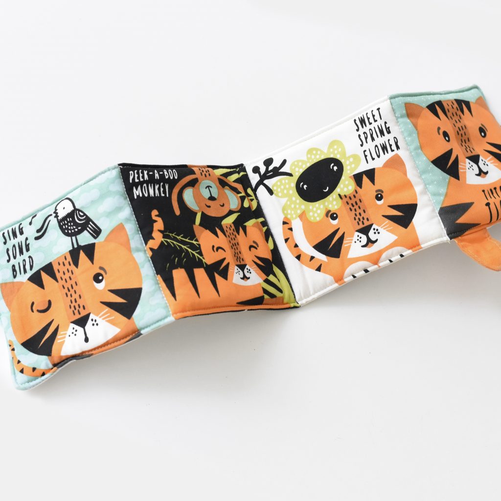 Libro blando de algodón - Tigre Wee Gallery