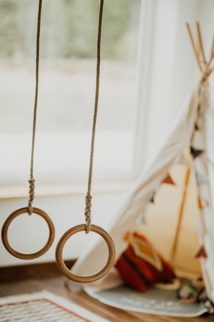 Anillas de gimnasia de madera para niños