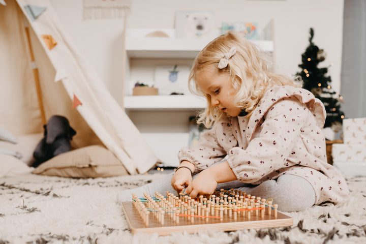 Tabla de madera Geoboard Montessori