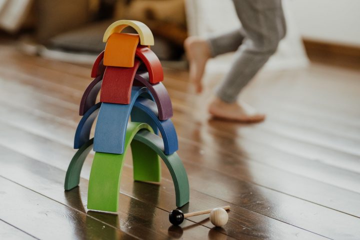 Arcoiris clásico de madera natural